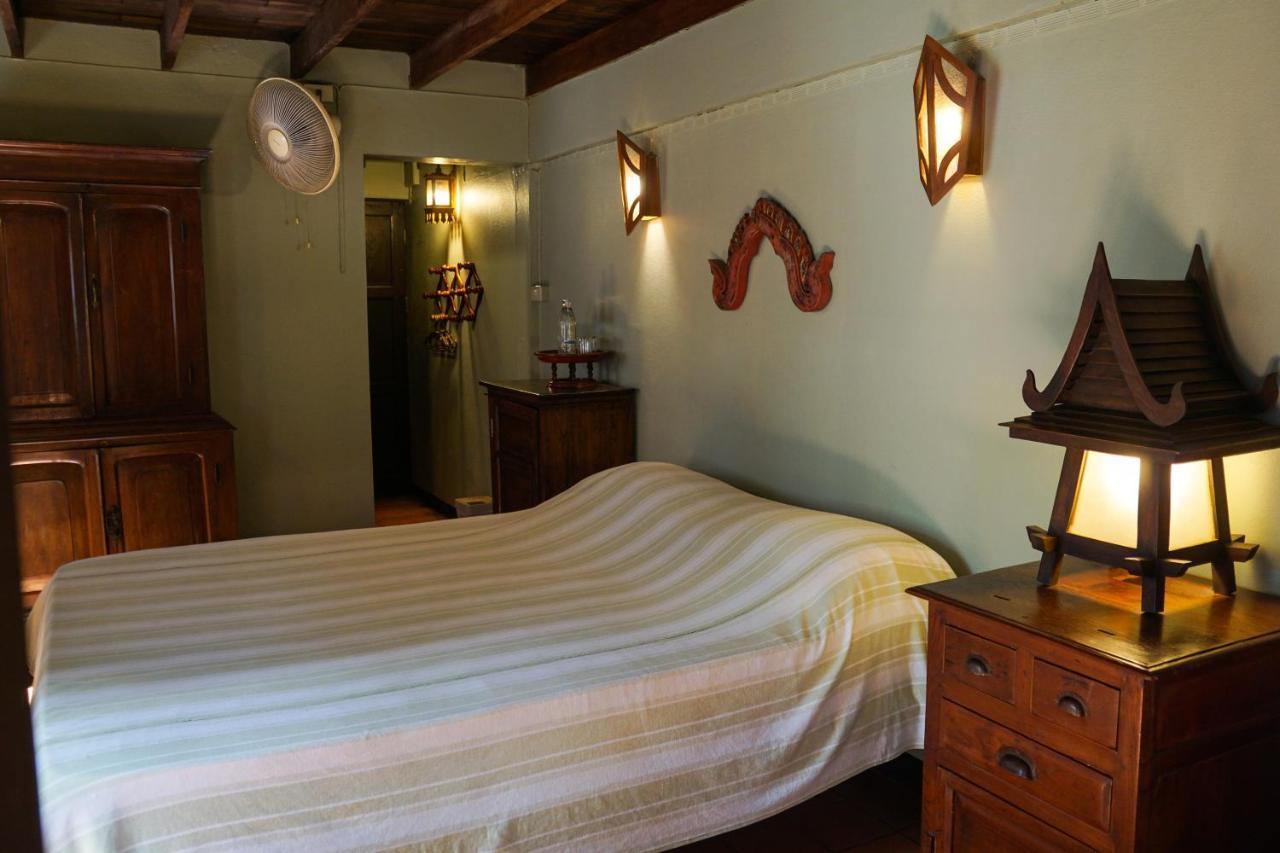 The Riverside Guest House Lampang Zewnętrze zdjęcie