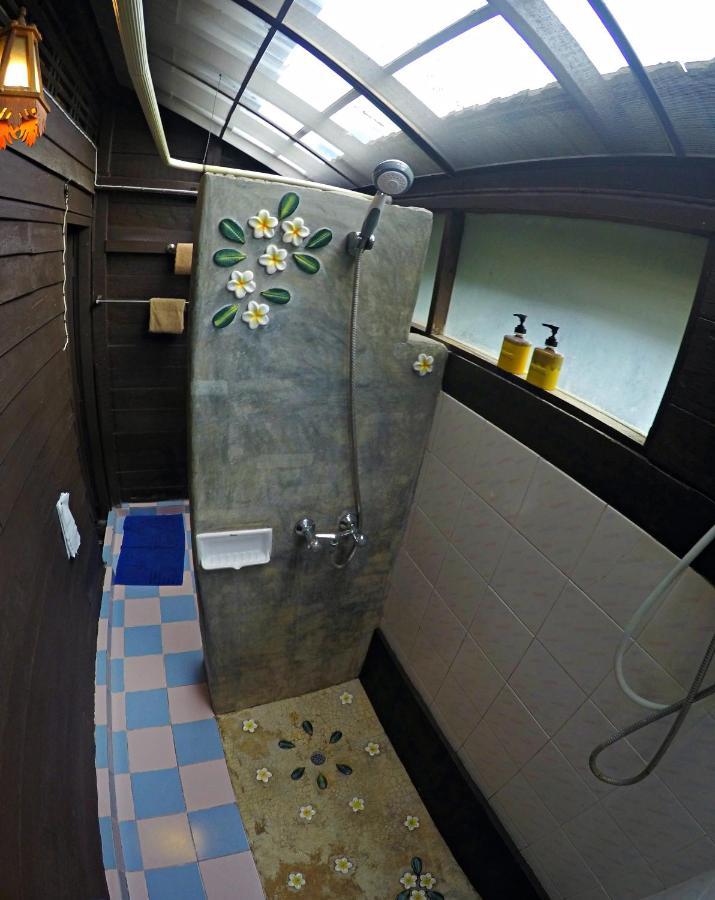 The Riverside Guest House Lampang Zewnętrze zdjęcie