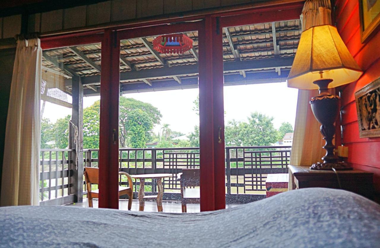 The Riverside Guest House Lampang Zewnętrze zdjęcie