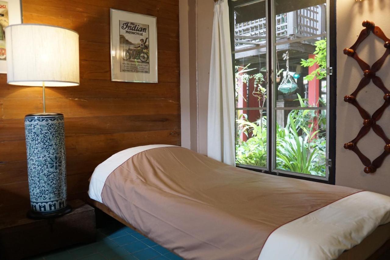 The Riverside Guest House Lampang Zewnętrze zdjęcie